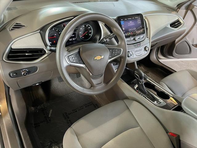 2022 chevrolet malibu fwd lt