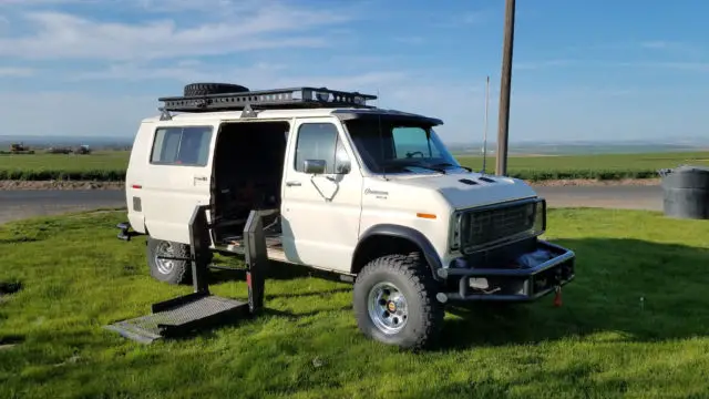 4x4 wheelchair & handicapped accessible van safari off road ez lock & hand ctrl