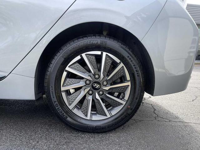 2021 hyundai ioniq ev se