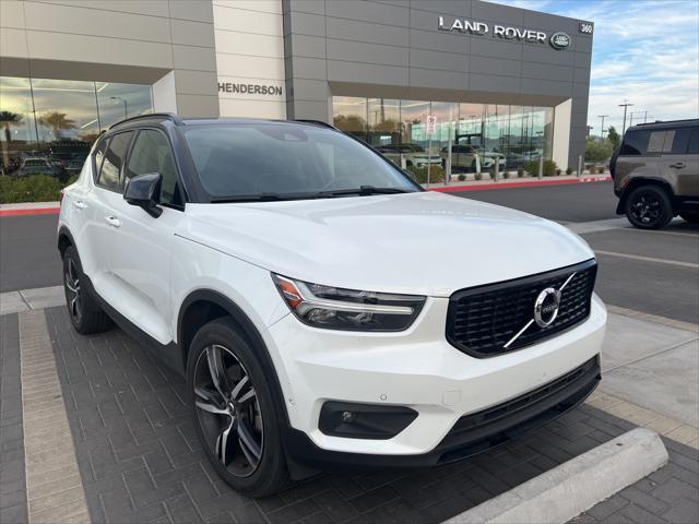 2019 volvo xc40 t4 r-design