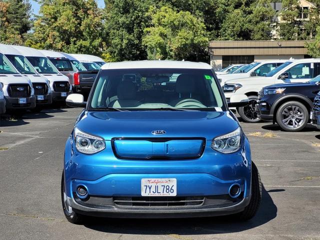2017 kia soul ev base