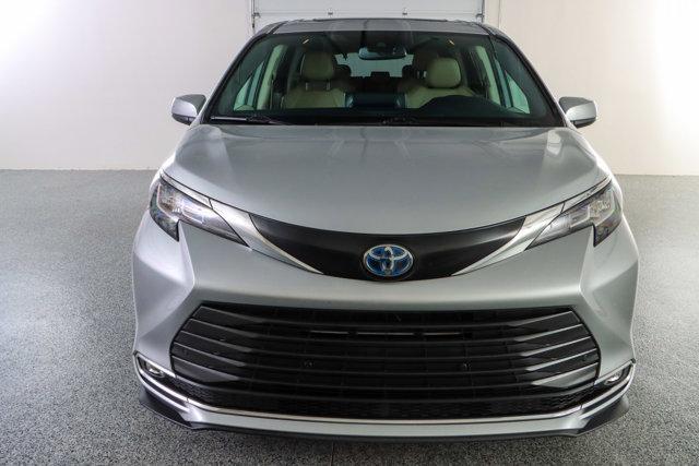 2023 toyota sienna xle 7 passenger