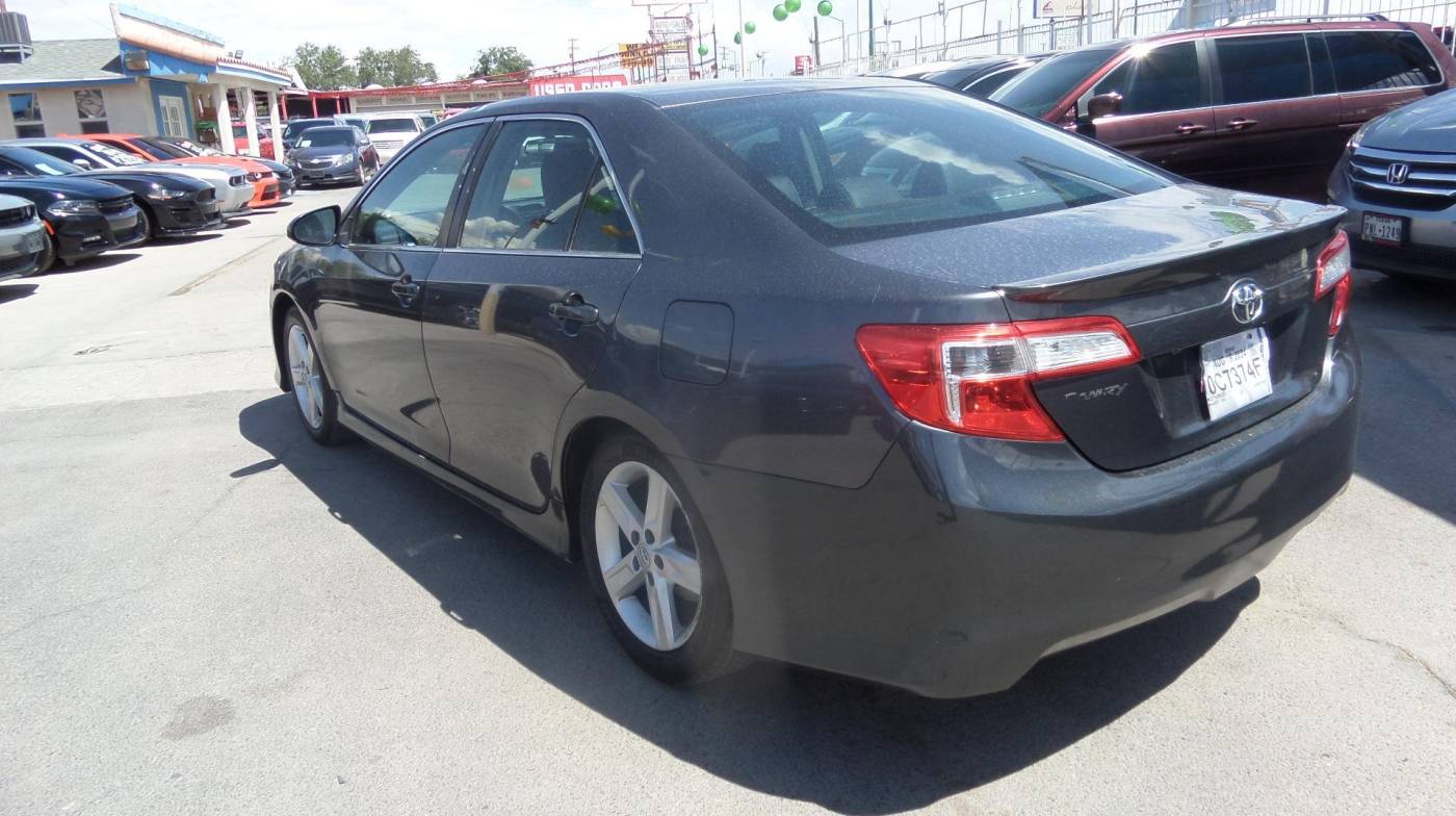 2014 toyota camry se