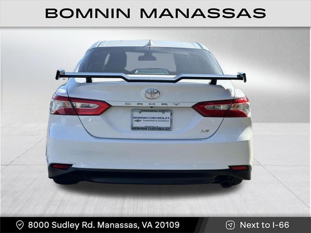 2019 toyota camry le