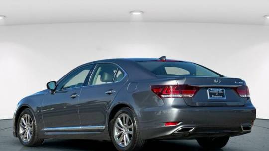 2016 Lexus LS