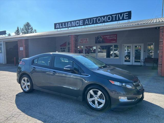 2013 chevrolet volt base