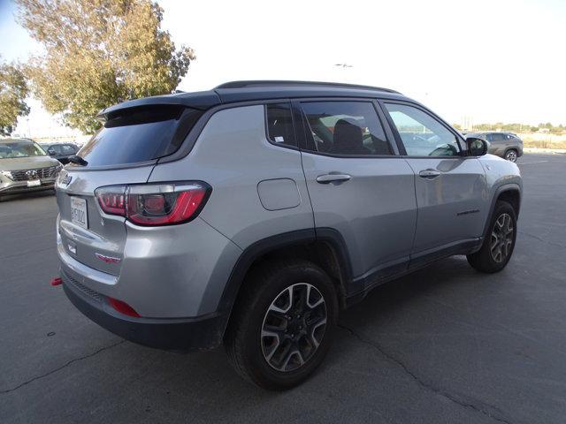 2021 jeep compass trailhawk