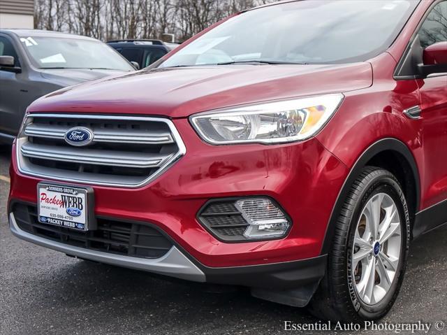 2017 ford escape se