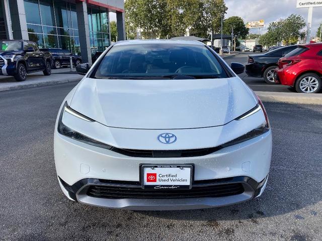 2024 toyota prius xle