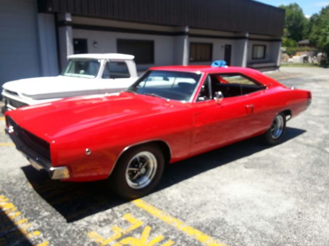 1968 dodge charger r/t hardtop 2-door 7.2l 440