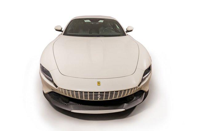 2022 ferrari roma
