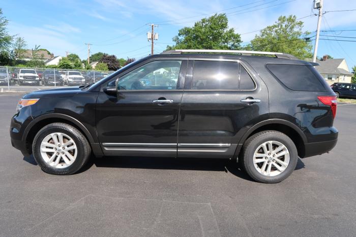 used 2013 ford explorer 4wd xlt middletown, ri 02842 for sale in middletown, rhode island