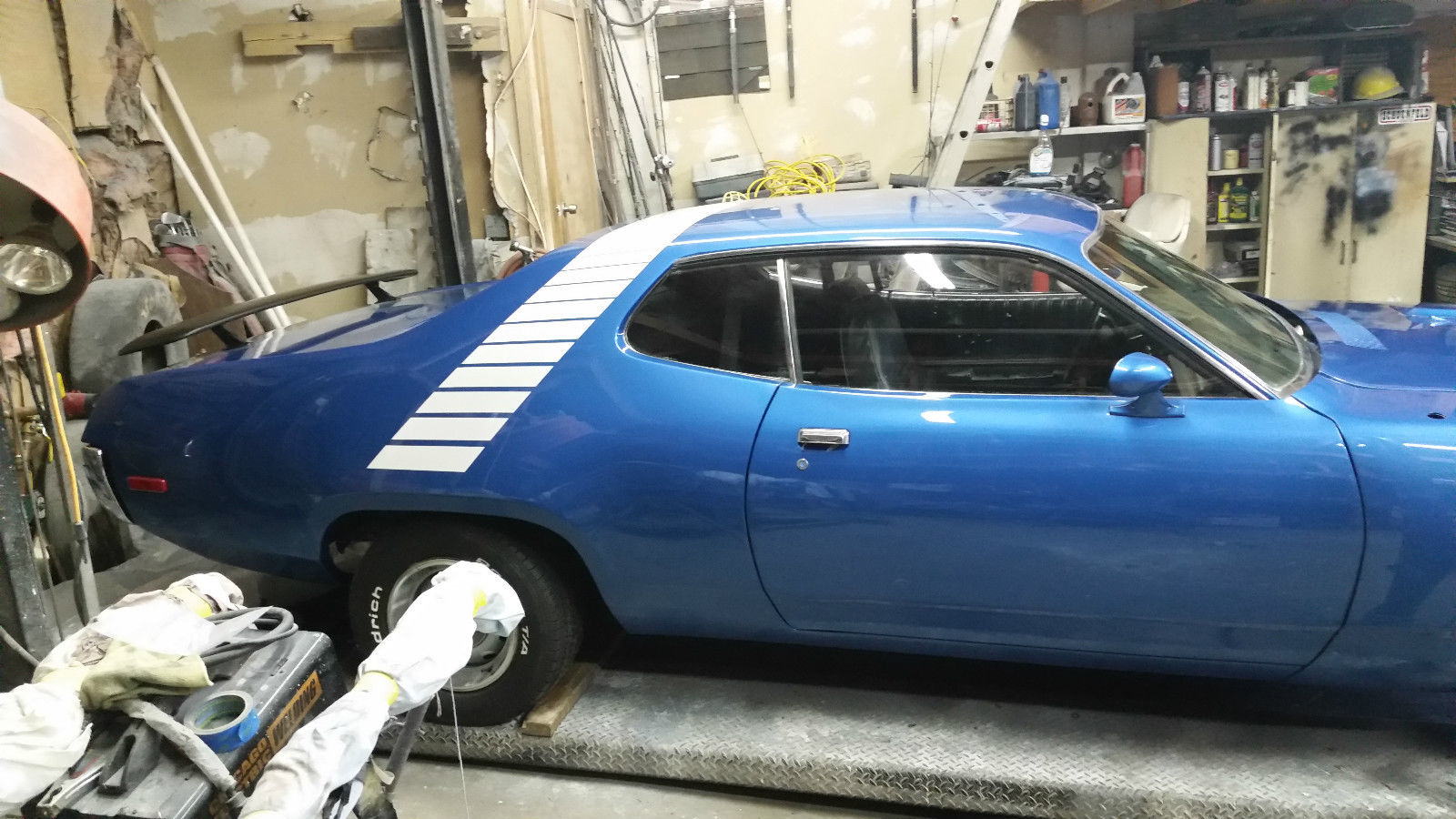 1972 plymouth roadrunner base 5.6l