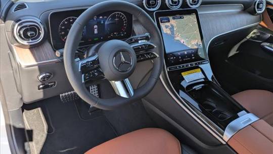 2025 Mercedes-Benz GLC