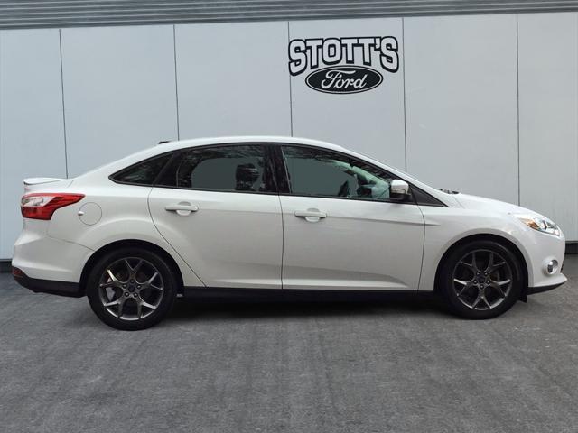 2014 ford focus se