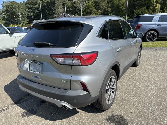 2021 ford escape sel