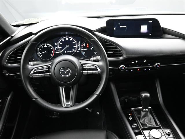 2022 mazda mazda3 fwd w/preferred package