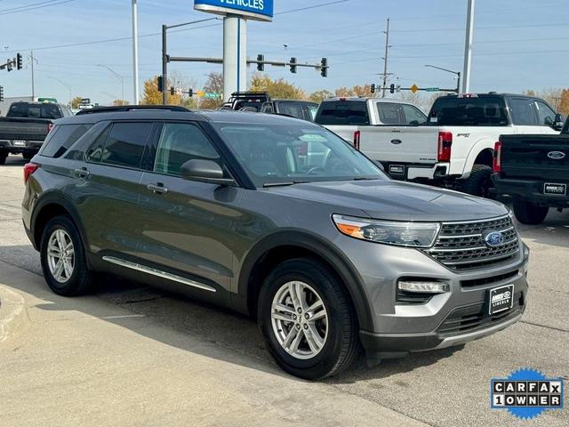 2022 ford explorer xlt