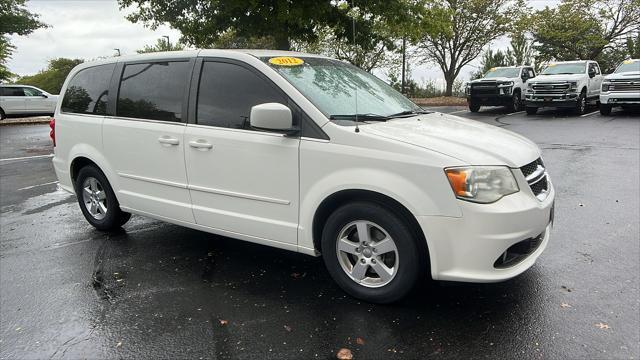 2012 dodge grand caravan crew