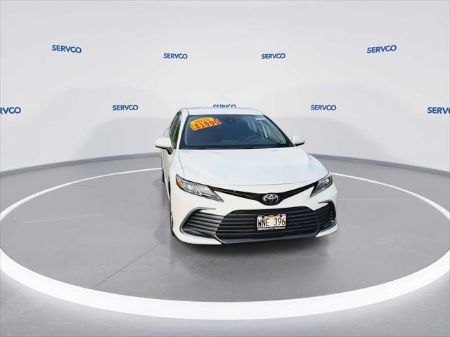 2022 toyota camry le