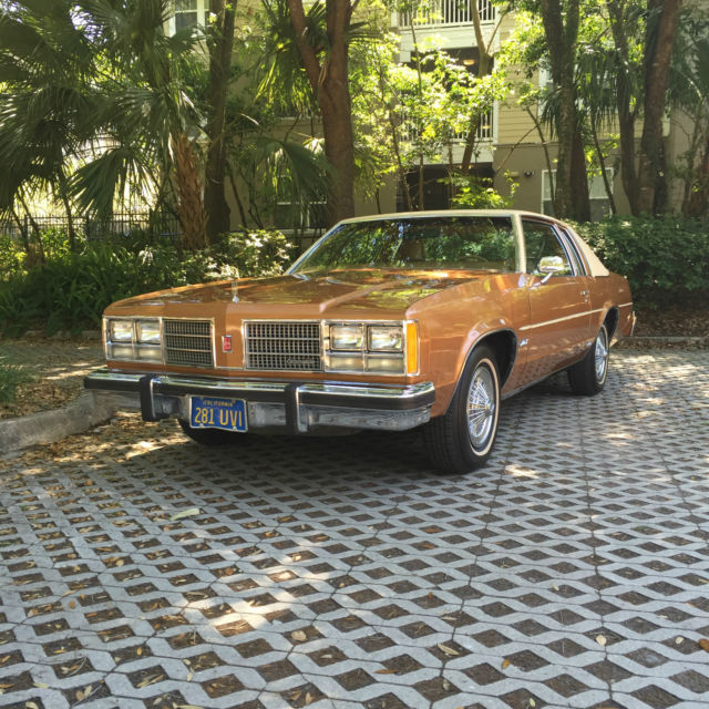 1978 oldsmobile delta 88, rare 403 engine. comes with 100,000 mile warranty