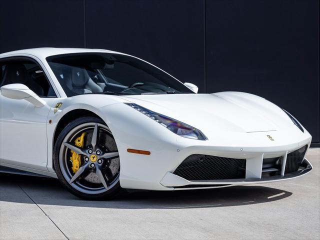 2017 ferrari 488 gtb base