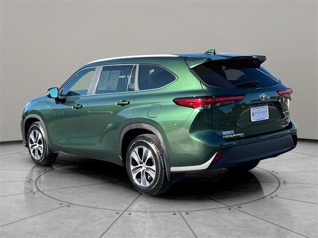 2023 toyota highlander l