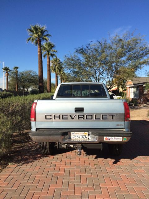 1991 silverado 4 wd, extended cab, short-bed, good condition, lots of extras