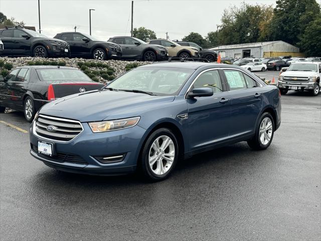 2018 ford taurus sel