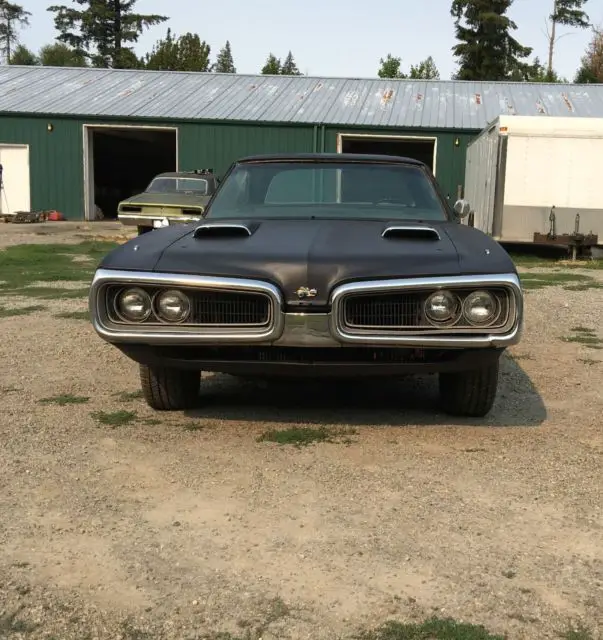 1970 dodge super bee 383 4 speed ram charger black w/ white bucket seats 8 track