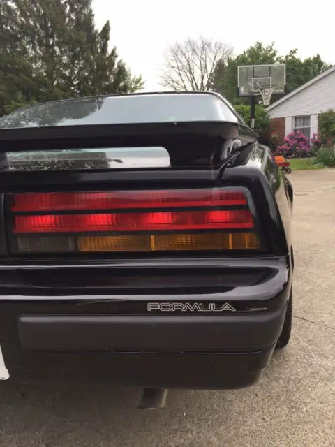 1988 pontiac firebird formula 350 clean rust free car!