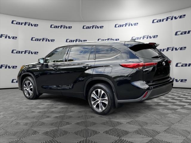 2021 toyota highlander xle
