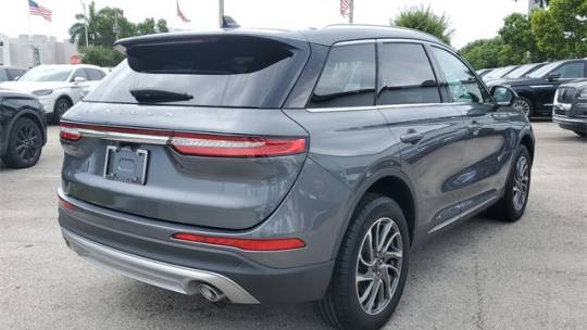 2022 lincoln corsair standard