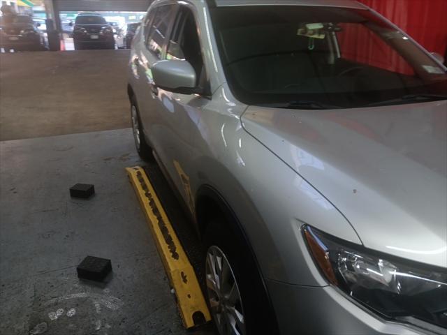 2018 nissan rogue s