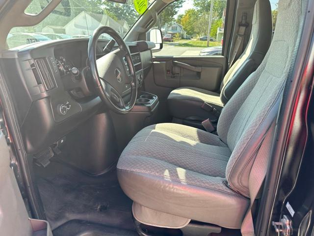 2021 gmc savana 3500 lt