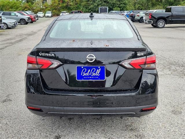 2022 nissan versa 1.6 sr