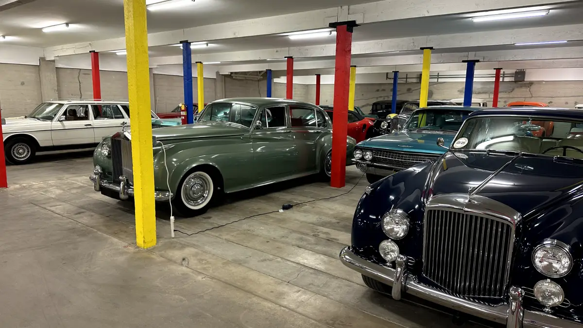 1961 rolls-royce silver cloud ii long-wheelbase saloon