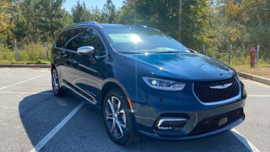 2025 Chrysler Pacifica