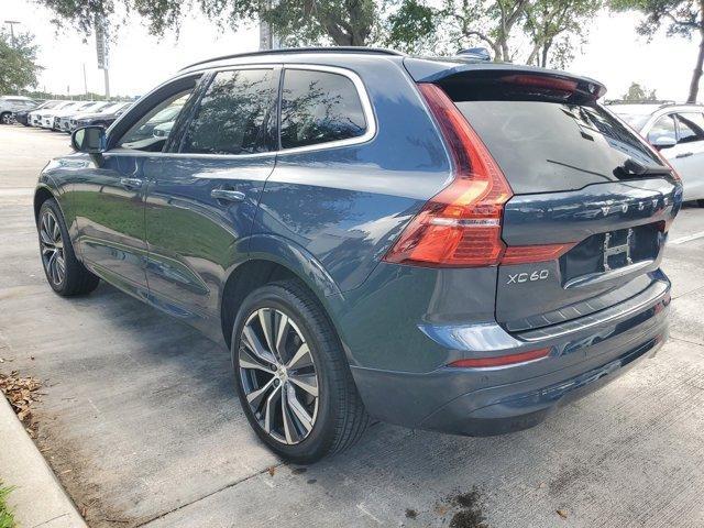 2022 volvo xc60 b5 momentum