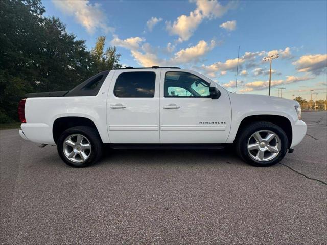 2011 chevrolet avalanche 1500 lt