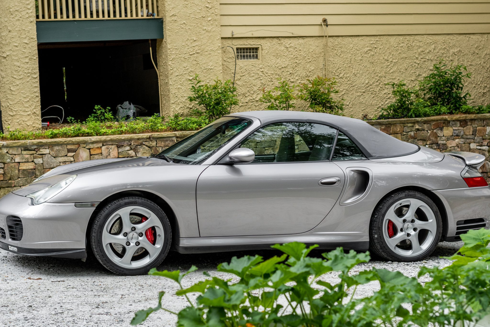 2004 porsche 911 turbo cabriolet 6-speed