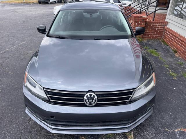 2015 volkswagen jetta 2.0l s