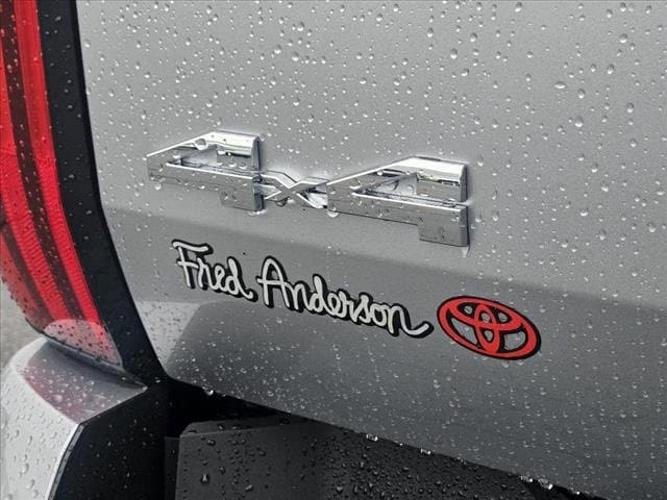 new 2024 toyota tundra 4wd sr5
