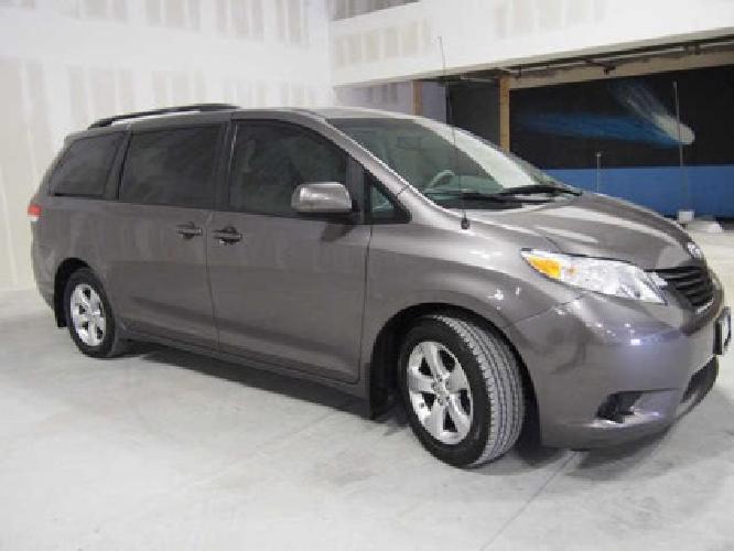 2013 toyota sienna le aas in friendswood, tx