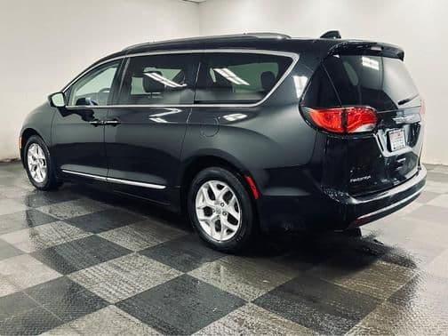 2020 chrysler pacifica touring-l plus in brunswick, ohio