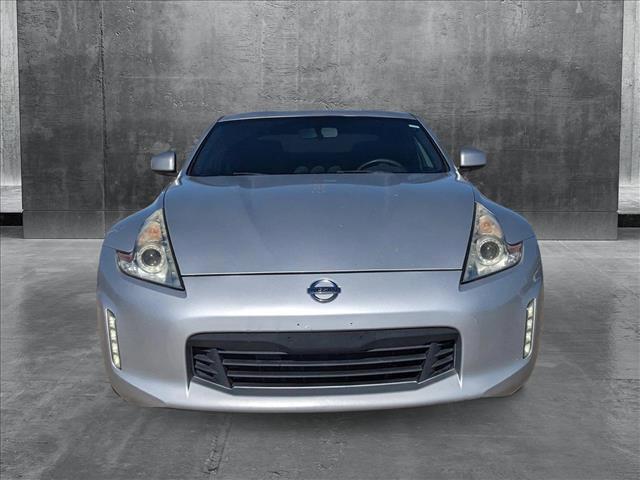 2016 nissan 370z base