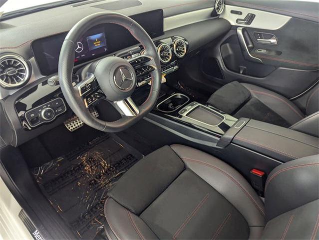 2024 mercedes-benz cla 250 base