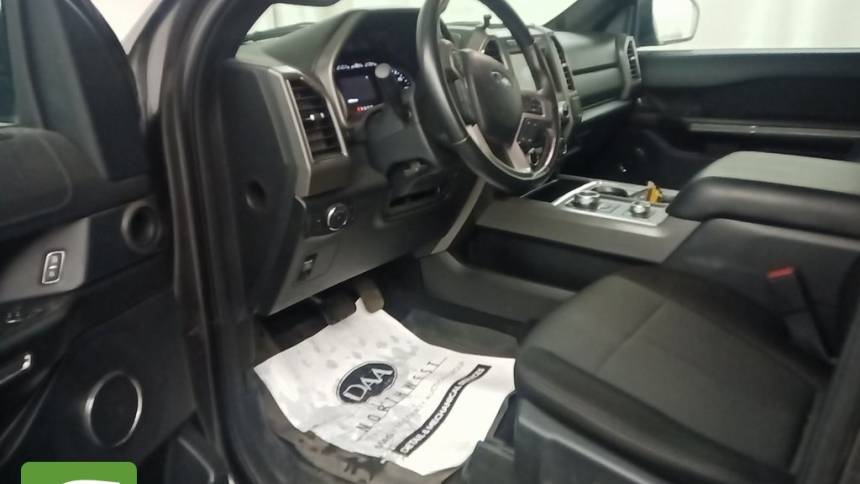 2021 ford expedition xlt