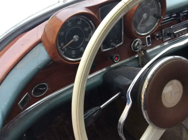 1967 mercedes benz 250se two door coupe