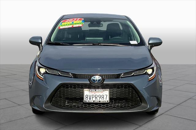 2021 toyota corolla hybrid le